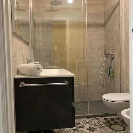 Salento Casa D'angeli - App. 1 アパート レッチェ